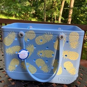 🍍💙 Limited Edition Pineapple Bogg Bag